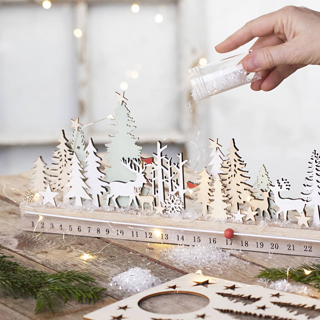 Advent kalender, H: 12 cm, L: 40 cm, B: 3,6 cm - 1 st